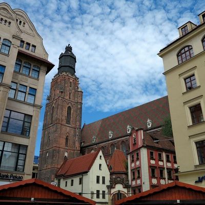 Pologne, basse Silésie, Wroclaw et Varsovie entre culture et modernisme