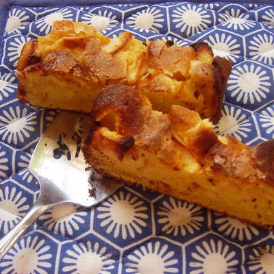 ¨CAKE AUX POMMES¨ Ou "Comment utiliser ses Jaunes d'Oeufs ?"