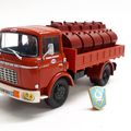 Berliet GAK 5 Citernes essence.Hachette. Collection Berliet. #18. 1/43.