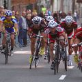 NOCTURNE CYCLISTE : MALGRÉ LE PEU D’ENGAGÉS, POULEUR RETROUVE HIRSON POUR LA GAGNE.