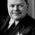 ROSCOE ARBUCKLE "FATTY" PREMIER LANCEUR DE TARTE A LA CRÈME !