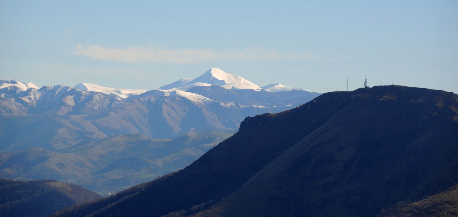 Larla, plateau intermédiaire, vue sur pic d'Orhy (64)