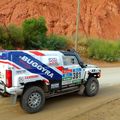 Sur la route du Dakar... ou l'enfer d'une nuit passée en bord de route 