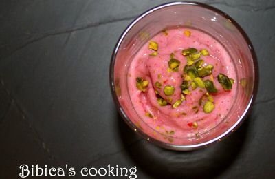 Glace fraise-banane au tofu soyeux 100% healthy {au Cook'in ou blender}