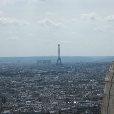 La Tour Eiffel au loin, vue du Sacré Coeur