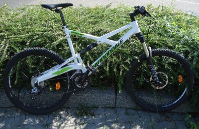 Après le Kona, voici... un Cannondale!