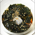 Kim-nenguk : Frappant consommé coréen, prêt en 1min 30sec ! Glaçons & algues inside. 