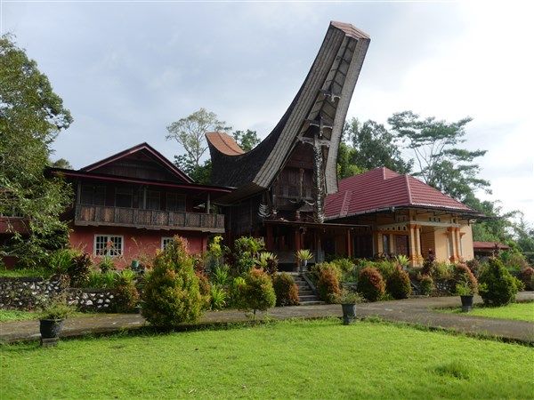 Voyage en Sulawesi - Visite de villages typiques Toraja et découverte des falaises de Lemo