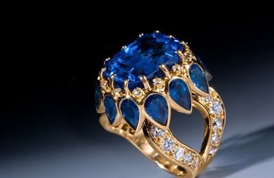 EPOQUE FINE JEWELS at BRAFA Art Fair 2022