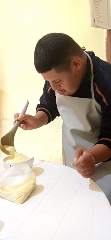 Nouvelle pâtisserie traditionnelle à l'atelier pâtisserie de jeudi à O.T. : les msemmen 