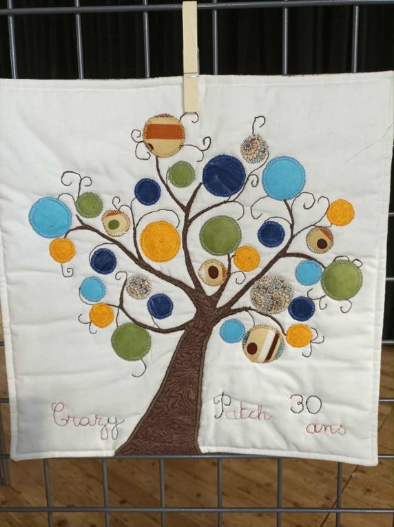 Je vais tester cet art textile qui me tente depuis un moment.