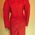 R708 : Robe rouge 80's T.44