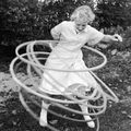 Envie de se mettre au Hula Hoop avec élégance ...