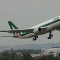 Aéroport Toulouse-Blagnac: Alitalia: Airbus A330-202: F-WWKP (EI-EJK): MSN 1252.