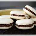 Macarons banane chocolat au lait