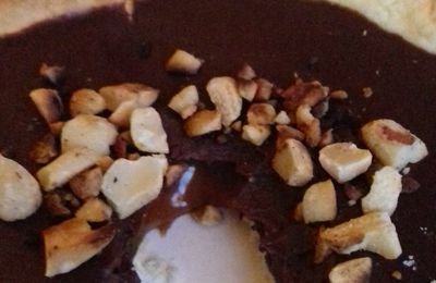 tartelette choco-caramel et cacahuètes torréfiées