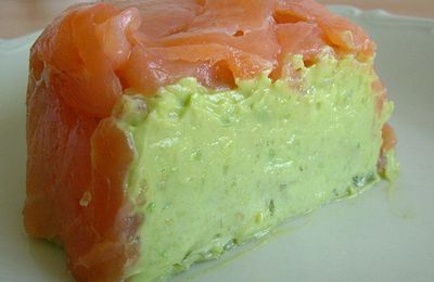 Bavarois d'avocat au saumon fumé