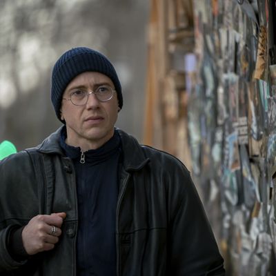 [CRITIQUE] Retour sur "À pied d’œuvre"  : bienvenue dans la "société de serviteurs précarisés ».