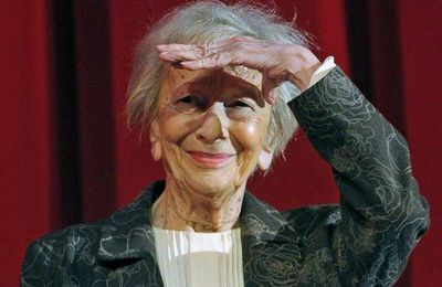 Wisława Szymborska (1923 – 2012) : La première photographie d’Hitler / Pierwsza fotografia_Hitlera