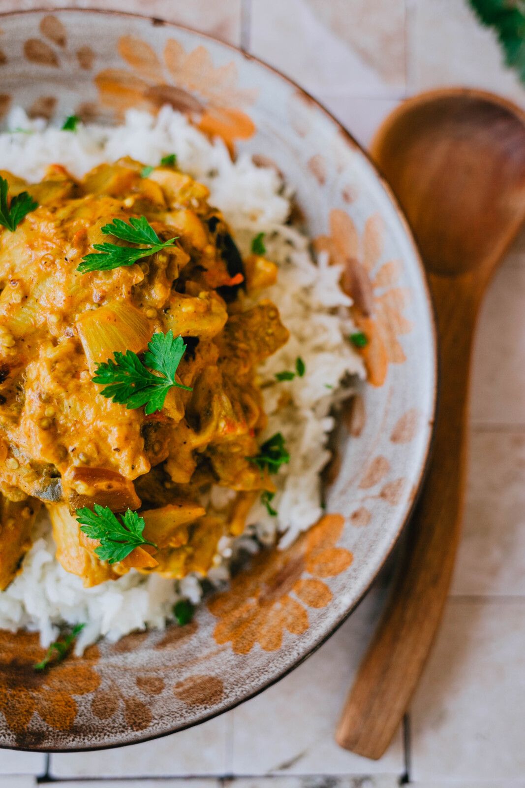 curry d'aubergines, recette facile, recette estivale, à l'indienne, épices, curcuma, curry, coriandre, gingembre