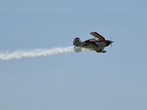 Un petit frère du PITT, le CHRISTEN EAGLE II.