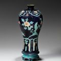 A superb fahua 'floral' meiping vase and stand, Ming dynasty