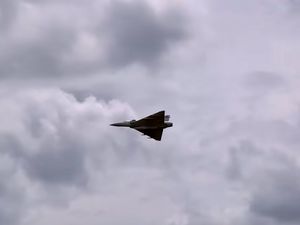 Un Mirage 2000 à turbine  au 1/4