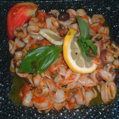 Poêlée de seiche aux condiments.