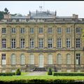 CONDE-SUR-ESCAUT : Le château de l’Hermitage ... 