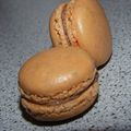 Macaron mousse carambar