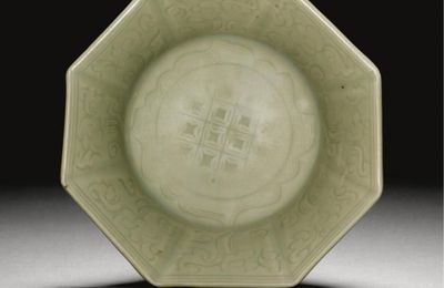 A Rare 'Longquan' Octagonal Dish. Ming Dynasty, 15th Century