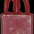 Bougie cadenas rouge pour l'amour durable