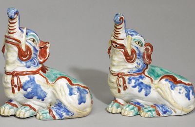 The Palmela Kakiemon Elephants. A pair of fine and rare Kakiemon elephants, Edo period, late 17th century 