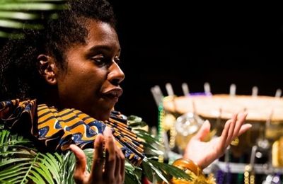 On a vu Autophagies, d'Eva Doumbia : quand le théâtre entre en cuisine.