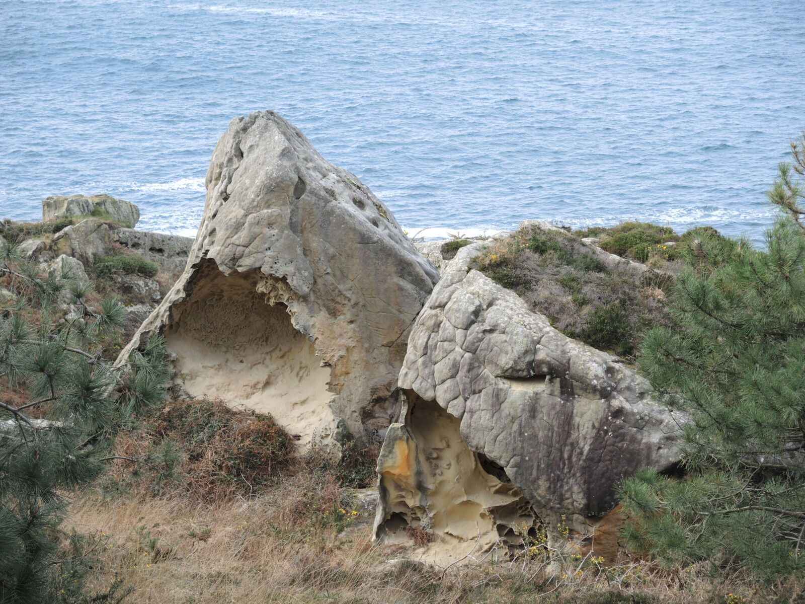 Vallée des couleurs, le chaos, les requins-serpents  (Espagne)