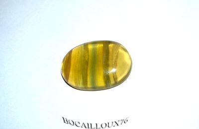 CABOCHON 23x16x6.5 FLUORINE 10 Ovale 