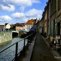 CARTE POSTALE DE BERGUES "SUR LES DOCK"