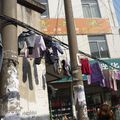 La chine ou l'art de faire sécher son linge sur les fils électriques