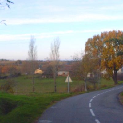 Il pleure dans mon coeurComme il pleut sur la