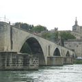  Sur le pont d'Avignon....