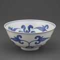 Palace bowl’ with day lily design, Ming dynasty, Chenghua reign (1465-1487)