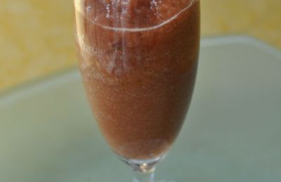 Smoothie tomate - concombre