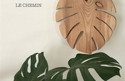 GRANDE FEUILLE MONSTERA EN BOIS