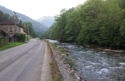 Jour 2 : Seix - Tarascon sur Ariège (70 km)