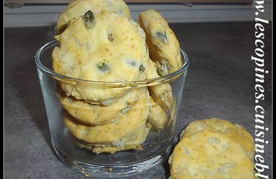 Biscuits apéro croquants aux graines.