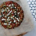 PAIN DE LÉGUMES AU CHÈVRE FRAIS & PESTO DE FANES DE CAROTTES 