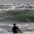 Lacanau : Un surfeur sauve une touriste allemande