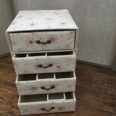 une commode c'est commode!