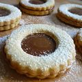 Biscuits sablés fourrés au caramel au beurre salé