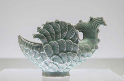 Yaozhou celadon flying fish water pot, Five Dynasties, 10th century